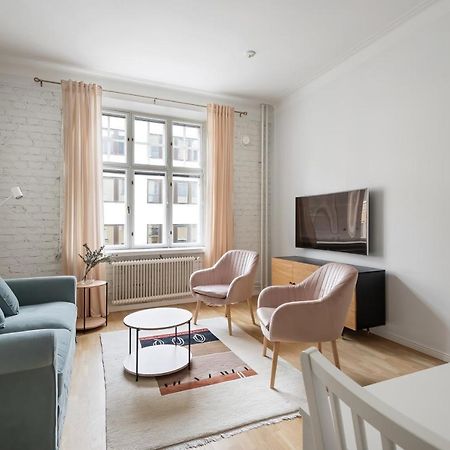 Wehost Fabulous 2Br In Prestigious Punavuori @Iso Roobertinkatu 26 Helsinki Exterior photo